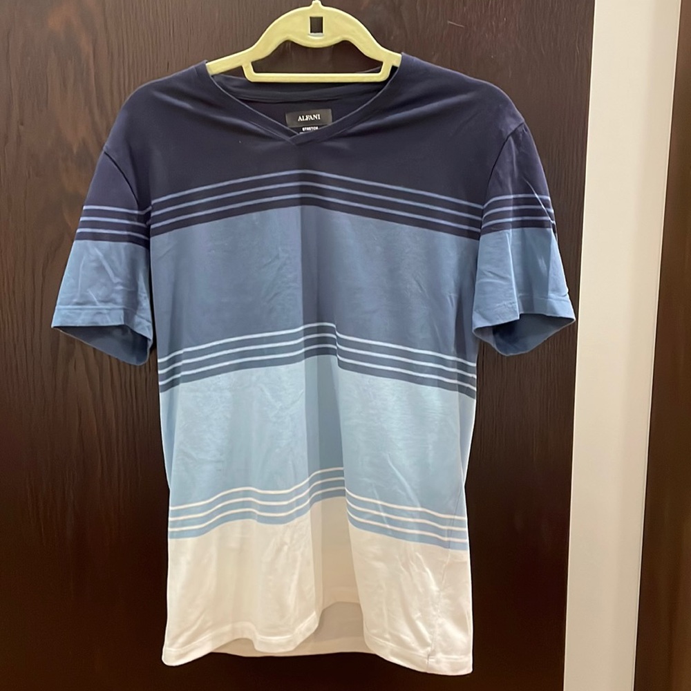 Alfani T-Shirt